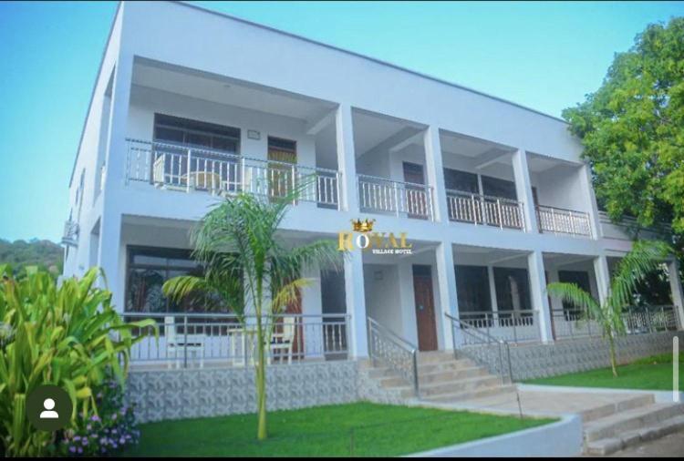Royal Village Hotel ドドマ エクステリア 写真