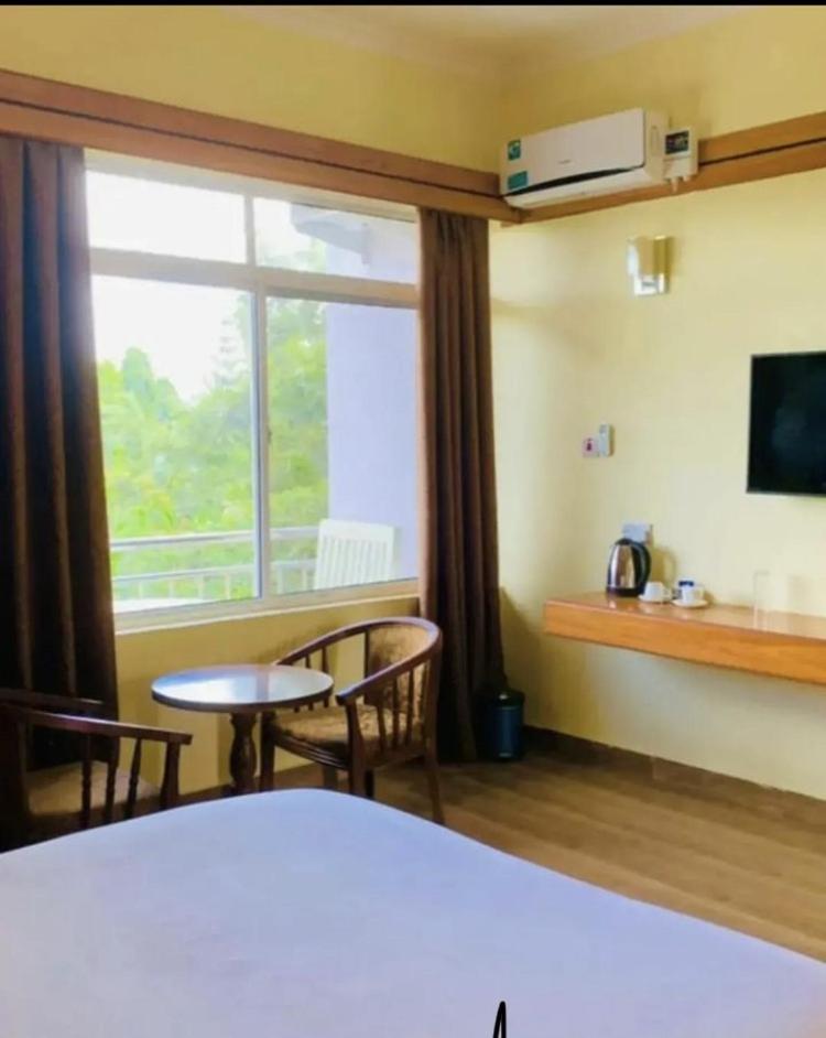 Royal Village Hotel ドドマ エクステリア 写真
